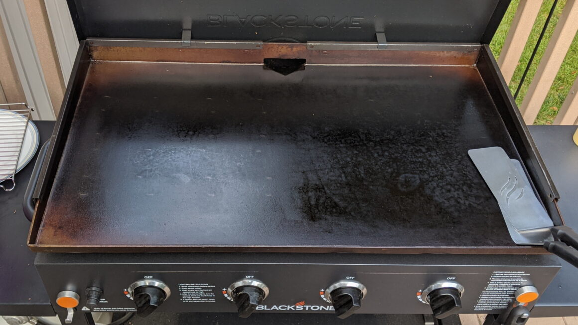 Cleaning a Blackstone Griddle my way!